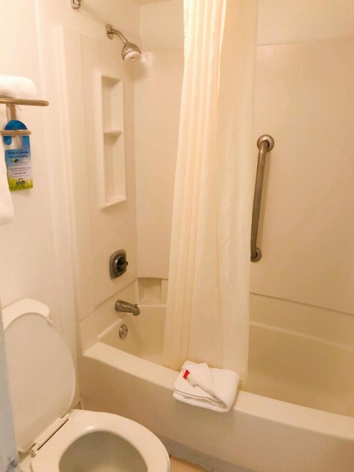 Days Inn by Wyndham Kissimmee FL image 13