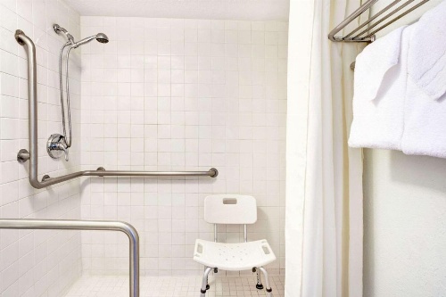 Days Inn by Wyndham Kissimmee FL image 21