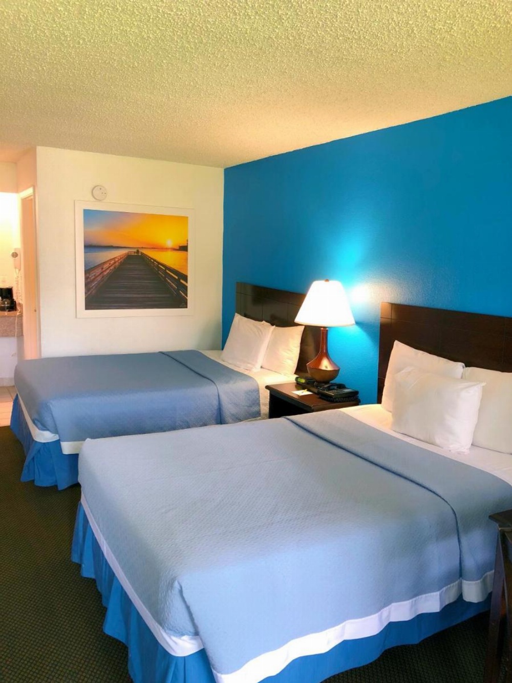 Days Inn by Wyndham Kissimmee FL